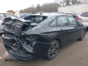 ✅ 2024 Volkswagen Jetta Sport • VIN: 3VWBM7BU9RM027744 • Lot: 41688894. Wystawiony na IAAI z przebiegiem 32 834 mil. Bezpłatny archiwum sprzedaży aukcyjnych z USA i szczegółowy raport historii pojazdu na DreamBid. Zdjęcie 4.