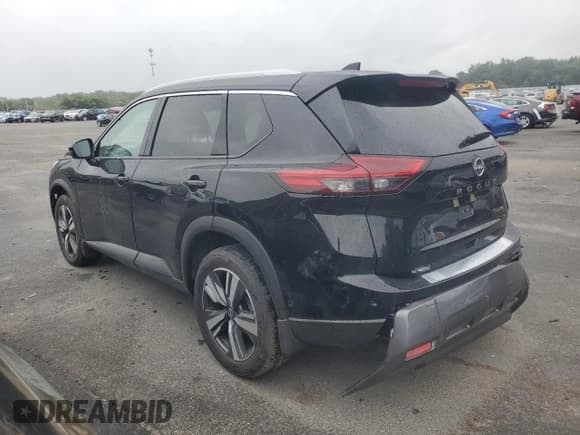 ✅ 2025 Nissan Rogue SL • VIN: JN8BT3CB3SW163020 • Lot: 68971935. Listed on Copart with 5,000 mi. Free auction sales archive from the USA and detailed vehicle history report at DreamBid. Image 2.