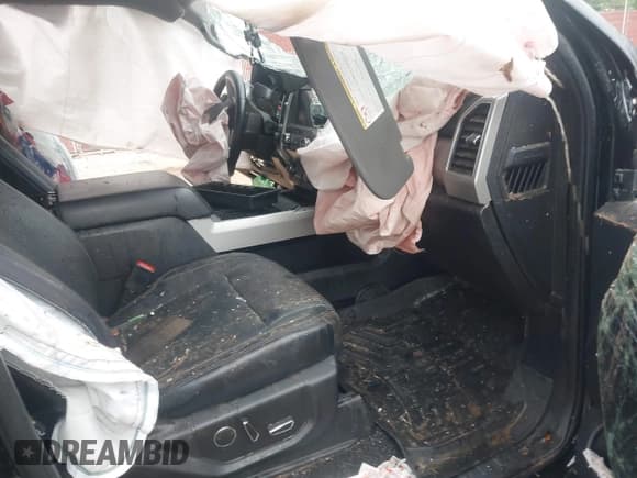 ✅ 2019 Ford F-250 XL • VIN: 1FT7W2B6XKEF64755 • Lot: 42070585. Listed on IAAI with 128,538 mi. Free auction sales archive from the USA and detailed vehicle history report at DreamBid. Image 5.