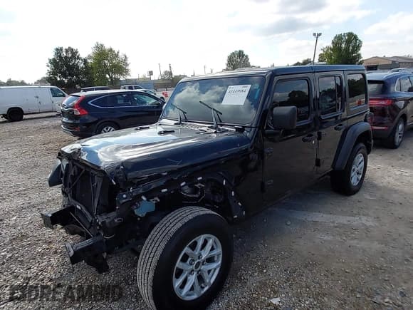 ✅ 2023 Jeep Wrangler Willys • VIN: 1C4HJXDN9PW678901 • Lot: 43449984. Wystawiony na IAAI z przebiegiem 63 501 mil. Bezpłatny archiwum sprzedaży aukcyjnych z USA i szczegółowy raport historii pojazdu na DreamBid. Zdjęcie 17.