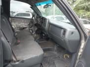 ✅ 2001 Chevrolet Silverado 1500 LS • VIN: 2GCEK19T811288343 • Лот: 43041421. Опубликован ранее на IAAI с пробегом 228 942 миль. Бесплатный доступ к архиву аукционных продаж из США и подробный отчёт об истории автомобиля на DreamBid. Изображение 5.