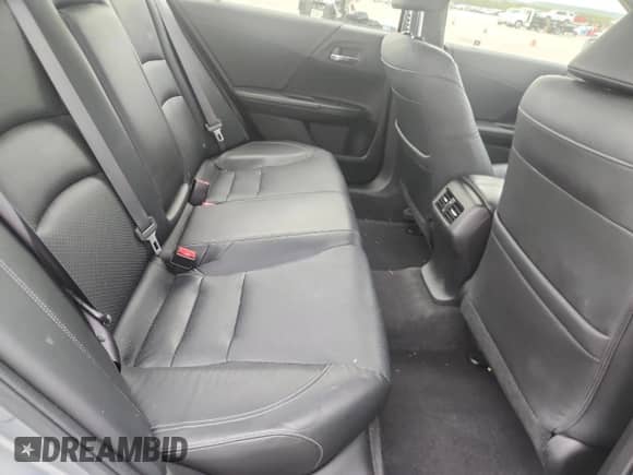 2017 Honda Accord EX-L z VIN JHMCR6F50HC019410, wystawiony jako Copart lot #89905385 z przebiegiem 81 411 mil mil oraz Szkoda całkowita • Salvage title. Historia ofert i sprzedaży dostępna na DreamBid. Obrazek 10.