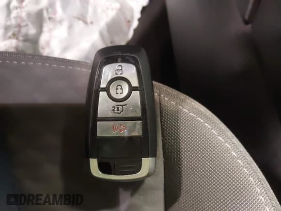 ✅ 2022 Ford Escape SE • VIN: 1FMCU9G6XNUA20896 • Lot: 41208809. Listed on IAAI with 24,878 mi. Free auction sales archive from the USA and detailed vehicle history report at DreamBid. Image 11.