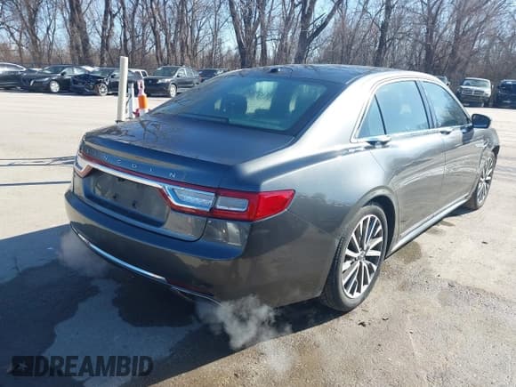 ✅ 2017 Lincoln Continental Select • VIN: 1LN6L9TP2H5606988 • Lot: 41516925. Listed on IAAI with 114,189 mi. Free auction sales archive from the USA and detailed vehicle history report at DreamBid. Image 4.