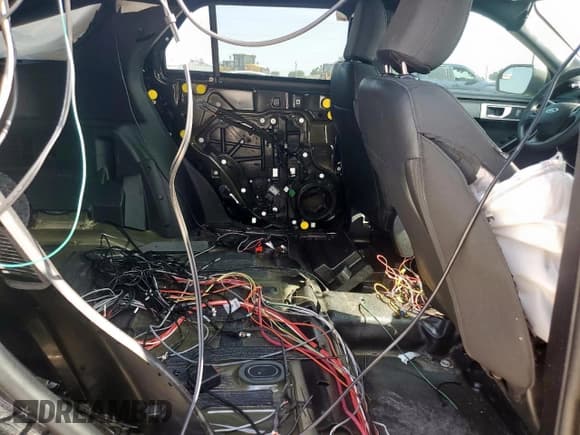 ✅ 2022 Ford Police Interceptor Utility • VIN: 1FM5K8AB3NGC36182 • Lot: 57607125. Wystawiony na Copart z przebiegiem 33 598 mil. Bezpłatny archiwum sprzedaży aukcyjnych z USA i szczegółowy raport historii pojazdu na DreamBid. Zdjęcie 11.