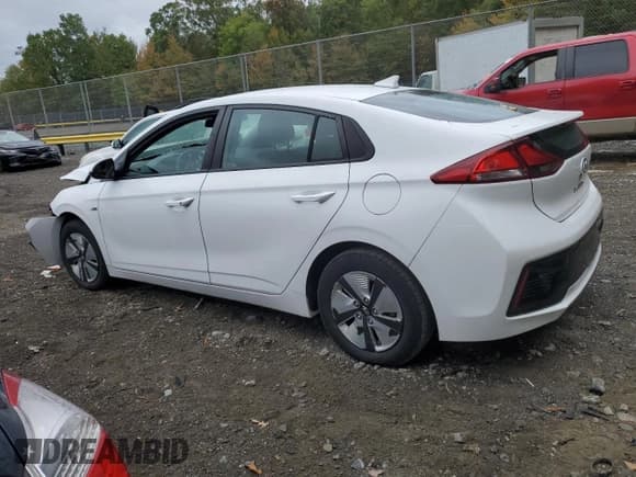 ✅ 2017 Hyundai Ioniq Blue • VIN: KMHC65LC9HU031519 • Lot: 86222415. Wystawiony na Copart z przebiegiem 150 208 mil. Bezpłatny archiwum sprzedaży aukcyjnych z USA i szczegółowy raport historii pojazdu na DreamBid. Zdjęcie 2.