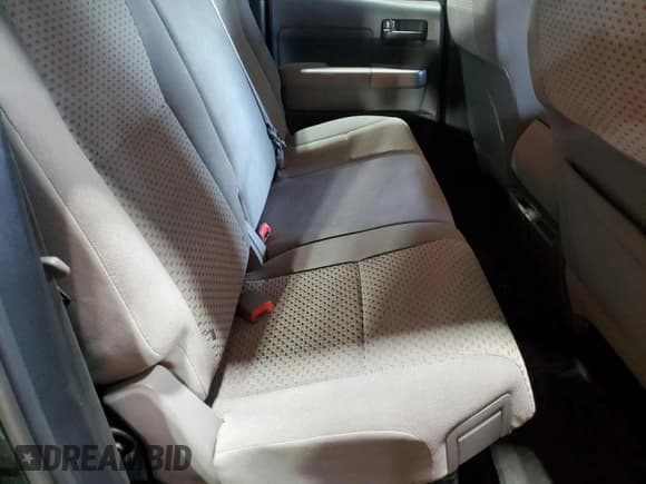 ✅ 2013 Toyota Tundra • VIN: 5TFUM5F15DX045127 • Лот: 61065565. Опубликован ранее на Copart с пробегом 46 213 миль. Бесплатный доступ к архиву аукционных продаж из США и подробный отчёт об истории автомобиля на DreamBid. Изображение 10.