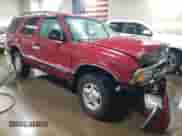 1997 Chevrolet Blazer LS z VIN 1GNDT13W8V2213716, wystawiony jako Copart lot #82782044 z przebiegiem 158 565 mil mil oraz Szkoda całkowita • Salvage title. Historia ofert i sprzedaży dostępna na DreamBid. Obrazek 4.