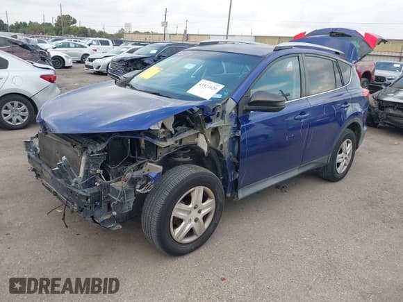 ✅ 2014 Toyota RAV4 LE • VIN: 2T3ZFREVXEW074141 • Lot: 43524420. Listed on IAAI with 160,664 mi. Free auction sales archive from the USA and detailed vehicle history report at DreamBid. Image 2.