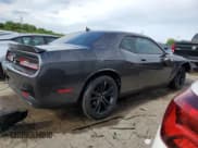 ✅ 2018 Dodge Challenger SXT Plus • VIN: 2C3CDZAG2JH276862 • Lot: 58444714. Wystawiony na Copart z przebiegiem 48 227 mil. Bezpłatny archiwum sprzedaży aukcyjnych z USA i szczegółowy raport historii pojazdu na DreamBid. Zdjęcie 3.