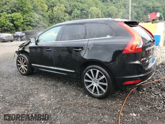✅ 2017 Volvo XC60 Inscription • VIN: YV449MRU7H2013829 • Lot: 65757365. Wystawiony na Copart z przebiegiem 75 526 mil. Bezpłatny archiwum sprzedaży aukcyjnych z USA i szczegółowy raport historii pojazdu na DreamBid. Zdjęcie 2.