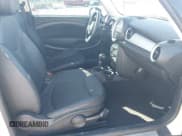 ✅ 2014 MINI Clubman • VIN: WMWZF3C52ET493388 • Lot: 42979003. Wystawiony na IAAI z przebiegiem 64 654 mil. Bezpłatny archiwum sprzedaży aukcyjnych z USA i szczegółowy raport historii pojazdu na DreamBid. Zdjęcie 5.