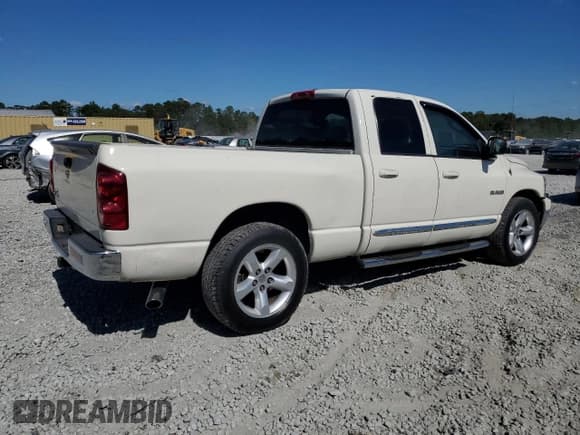✅ 2008 Dodge 1500 SLT • VIN: 1D7HA18N88J211576 • Лот: 76483694. Опубликован ранее на Copart с пробегом 226 916 миль. Бесплатный доступ к архиву аукционных продаж из США и подробный отчёт об истории автомобиля на DreamBid. Изображение 3.