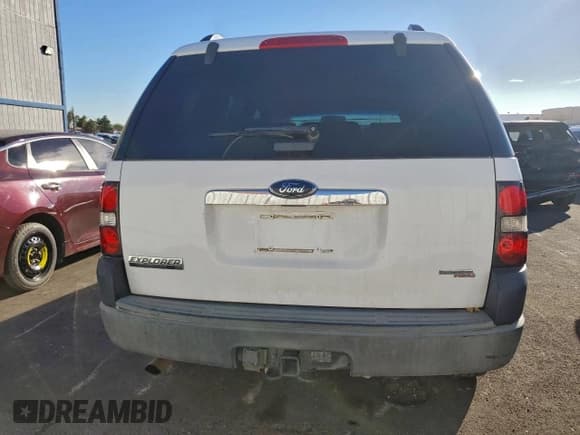 ✅ 2007 Ford Explorer XLT • VIN: 1FMEU73E97UB03992 • Lot: 95802465. Listed on Copart with 137,194 mi. Free auction sales archive from the USA and detailed vehicle history report at DreamBid. Image 6.