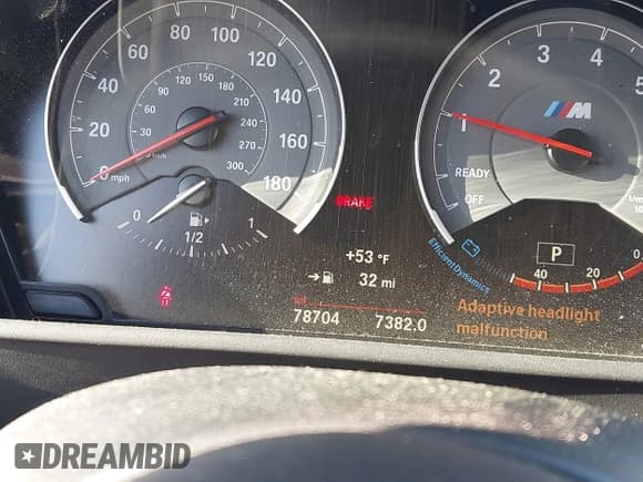 ✅ 2017 BMW M2 • VIN: WBS1H9C30HV888490 • Lot: 43663347. Wystawiony na IAAI z przebiegiem 78 704 mil. Bezpłatny archiwum sprzedaży aukcyjnych z USA i szczegółowy raport historii pojazdu na DreamBid. Zdjęcie 15.