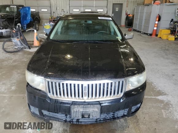 ✅ 2006 Lincoln Zephyr • VIN: 3LNHM26176R637622 • Lot: 70240224. Wystawiony na Copart z przebiegiem 169 457 mil. Bezpłatny archiwum sprzedaży aukcyjnych z USA i szczegółowy raport historii pojazdu na DreamBid. Zdjęcie 5.