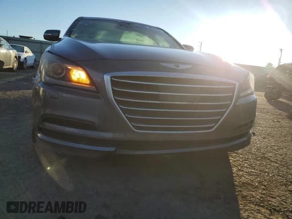 ✅ 2015 Hyundai Genesis 3.8L • VIN: KMHGN4JE5FU023448 • Лот: 90003295. Опубликован ранее на Copart с пробегом 113 348 миль. Бесплатный доступ к архиву аукционных продаж из США и подробный отчёт об истории автомобиля на DreamBid. Изображение 5.