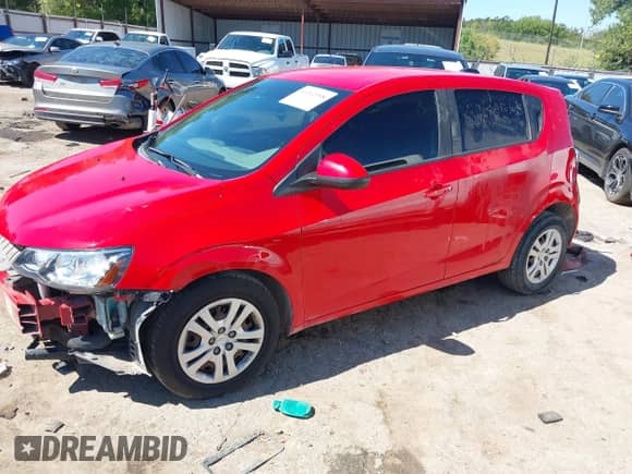 2020 Chevrolet Sonic LT с VIN 1G1JG6SB7L4136259, выставлен на аукционе IAAI как лот 43262998 с пробегом 77 834 миль миль и . История ставок и продаж доступна на DreamBid. Изображение 2.