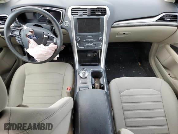 ✅ 2020 Ford Fusion SE • VIN: 3FA6P0HD4LR167453 • Лот: 64791895. Опубликован ранее на Copart с пробегом 83 981 миль. Бесплатный доступ к архиву аукционных продаж из США и подробный отчёт об истории автомобиля на DreamBid. Изображение 8.