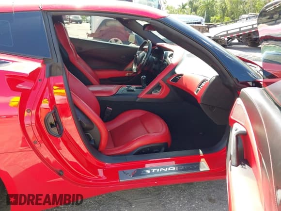 ✅ 2014 Chevrolet Corvette Z51 3LT • VIN: 1G1YL2D79E5130388 • Lot: 42761262. Listed on IAAI with 105,906 mi. Free auction sales archive from the USA and detailed vehicle history report at DreamBid. Image 5.