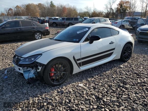 ✅ 2024 Toyota 86 TRUENO Edition • VIN: JF1ZNBM13R8750343 • Лот: 79406874. Опубликован ранее на Copart с пробегом 3 253 миль. Бесплатный доступ к архиву аукционных продаж из США и подробный отчёт об истории автомобиля на DreamBid. Изображение 1.