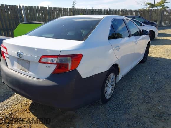2012 Toyota Camry LE с VIN 4T1BF1FK2CU158189, выставлен на аукционе IAAI как лот 43503430 с пробегом 405 787 миль миль и . История ставок и продаж доступна на DreamBid. Изображение 4.