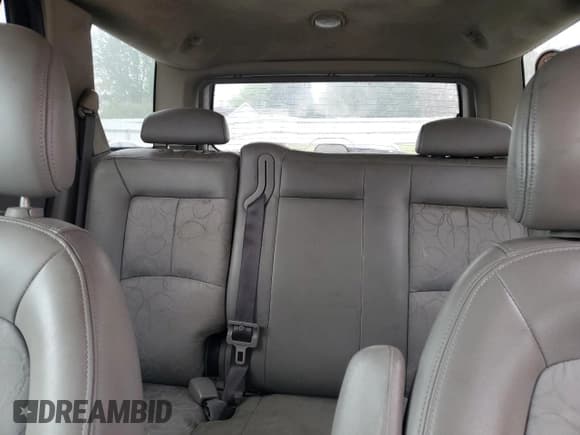 ✅ 2004 Saturn VUE V6 • VIN: 5GZCZ53424S889147 • Lot: 50312725. Wystawiony na Copart z przebiegiem 177 500 mil. Bezpłatny archiwum sprzedaży aukcyjnych z USA i szczegółowy raport historii pojazdu na DreamBid. Zdjęcie 10.