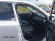 ✅ 2022 Kia Telluride LX • VIN: 5XYP2DHC0NG205186 • Лот: 43221894. Опубликован ранее на IAAI с пробегом 50 910 миль. Бесплатный доступ к архиву аукционных продаж из США и подробный отчёт об истории автомобиля на DreamBid. Изображение 5.