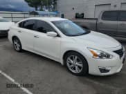 ✅ 2015 Nissan Altima SL • VIN: 1N4AL3AP0FC170476 • Lot: 92847575. Wystawiony na Copart z przebiegiem 210 035 mil. Bezpłatny archiwum sprzedaży aukcyjnych z USA i szczegółowy raport historii pojazdu na DreamBid. Zdjęcie 4.