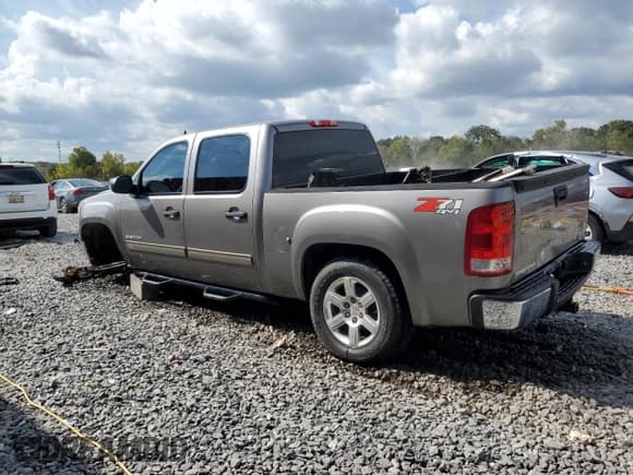 ✅ 2013 GMC Sierra 1500 SLE • VIN: 3GTP2VE78DG348397 • Лот: 85871185. Опубликован ранее на Copart с пробегом 165 319 миль. Бесплатный доступ к архиву аукционных продаж из США и подробный отчёт об истории автомобиля на DreamBid. Изображение 2.