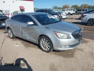 ✅ 2015 Buick LaCrosse Leather • VIN: 1G4GB5G3XFF286642 • Лот: 43630158. Опубликован ранее на IAAI с пробегом 196 128 миль. Бесплатный доступ к архиву аукционных продаж из США и подробный отчёт об истории автомобиля на DreamBid. Изображение 1.