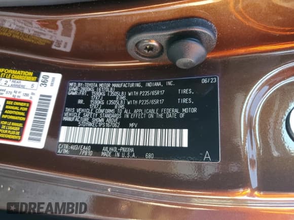 ✅ 2023 Toyota Sienna XLE • VIN: 5TDYRKEC1PS167062 • Lot: 90842155. Listed on Copart with 40,851 mi. Free auction sales archive from the USA and detailed vehicle history report at DreamBid. Image 13.