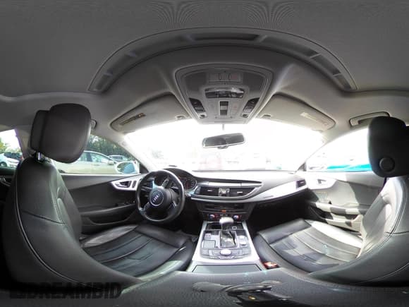 ✅ 2012 Audi A7 Prestige • VIN: WAUSGAFC2CN028835 • Lot: 43054083. Listed on IAAI with 113,832 mi. Free auction sales archive from the USA and detailed vehicle history report at DreamBid. Image 18.