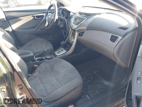 ✅ 2012 Hyundai Elantra GLS • VIN: 5NPDH4AE0CH125924 • Лот: 43819082. Опубликован ранее на IAAI с пробегом 125 746 миль. Бесплатный доступ к архиву аукционных продаж из США и подробный отчёт об истории автомобиля на DreamBid. Изображение 5.