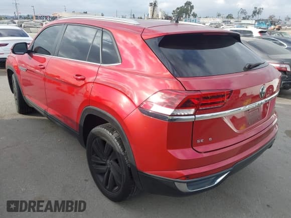 ✅ 2022 Volkswagen Atlas SE • VIN: 1V2KE2CA0NC212184 • Lot: 43432721. Wystawiony na IAAI z przebiegiem 77 297 mil. Bezpłatny archiwum sprzedaży aukcyjnych z USA i szczegółowy raport historii pojazdu na DreamBid. Zdjęcie 3.