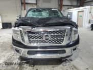 ✅ 2018 Nissan Titan Platinum Reserve • VIN: 1N6BA1F41JN550637 • Lot: 64829755. Wystawiony na Copart z przebiegiem 55 538 mil. Bezpłatny archiwum sprzedaży aukcyjnych z USA i szczegółowy raport historii pojazdu na DreamBid. Zdjęcie 5.