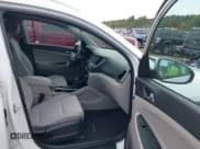 ✅ 2017 Hyundai Tucson SE • VIN: KM8J3CA48HU514659 • Lot: 43282314. Listed on IAAI with 128,356 mi. Free auction sales archive from the USA and detailed vehicle history report at DreamBid. Image 5.