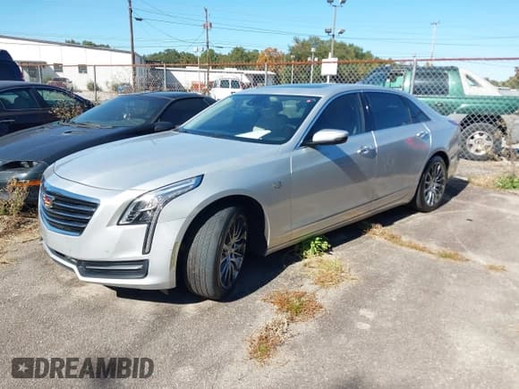 ✅ 2017 Cadillac CT6 AWD • VIN: 1G6KB5RS0HU188711 • Лот: 43590751. Опубликован ранее на IAAI с пробегом 140 345 миль. Бесплатный доступ к архиву аукционных продаж из США и подробный отчёт об истории автомобиля на DreamBid. Изображение 17.