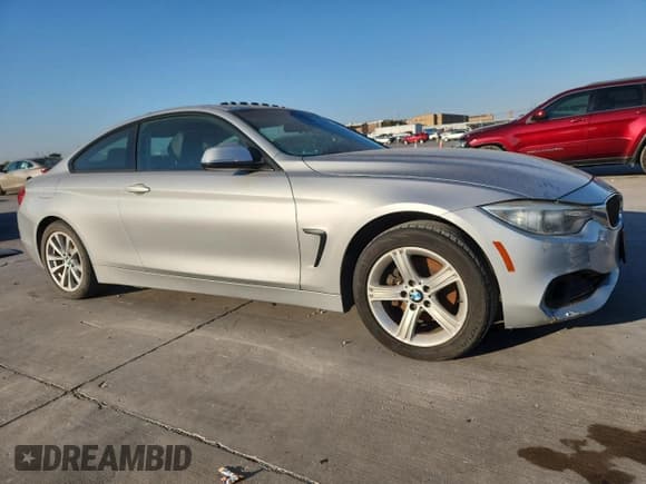 ✅ 2015 BMW 4 Series 428i xDrive • VIN: WBA3N5C51FK198486 • Lot: 87069275. Wystawiony na Copart z przebiegiem 110 439 mil. Bezpłatny archiwum sprzedaży aukcyjnych z USA i szczegółowy raport historii pojazdu na DreamBid. Zdjęcie 4.