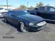 2014 Ford Mustang V6 с VIN 1ZVBP8EM7E5302357, выставлен на аукционе IAAI как лот 42639709 с пробегом 81 680 миль миль и . История ставок и продаж доступна на DreamBid. Изображение 1.