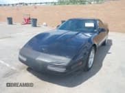 ✅ 1992 Chevrolet Corvette • VIN: 1G1YY23P2N5101320 • Lot: 43051859. Wystawiony na IAAI z przebiegiem 73 873 mil. Bezpłatny archiwum sprzedaży aukcyjnych z USA i szczegółowy raport historii pojazdu na DreamBid. Zdjęcie 2.