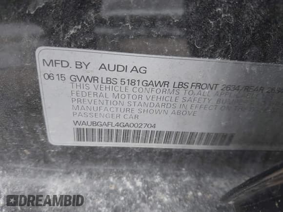 ✅ 2016 Audi S4 Premium Plus • VIN: WAUBGAFL4GA002704 • Lot: 41852967. Wystawiony na IAAI z przebiegiem 68 049 mil. Bezpłatny archiwum sprzedaży aukcyjnych z USA i szczegółowy raport historii pojazdu na DreamBid. Zdjęcie 9.