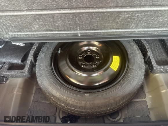 ✅ 2024 Hyundai Tucson SEL • VIN: 5NMJBCDEXRH388339 • Lot: 42844586. Wystawiony na IAAI z przebiegiem 33 670 mil. Bezpłatny archiwum sprzedaży aukcyjnych z USA i szczegółowy raport historii pojazdu na DreamBid. Zdjęcie 1.