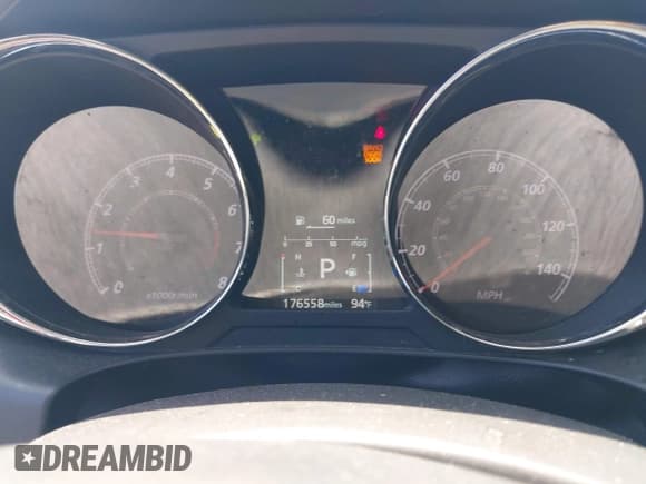 ✅ 2019 Mitsubishi Outlander SE • VIN: JA4AP4AU0KU024474 • Lot: 42327966. Wystawiony na IAAI z przebiegiem 176 558 mil. Bezpłatny archiwum sprzedaży aukcyjnych z USA i szczegółowy raport historii pojazdu na DreamBid. Zdjęcie 7.