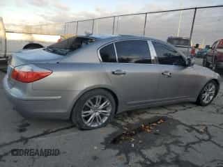 2010 Hyundai Genesis z VIN KMHGC4DEXAU097233, wystawiony jako Copart lot #74285974 z przebiegiem 169 026 mil mil oraz Szkoda całkowita • Salvage title. Historia ofert i sprzedaży dostępna na DreamBid. Obrazek 3.