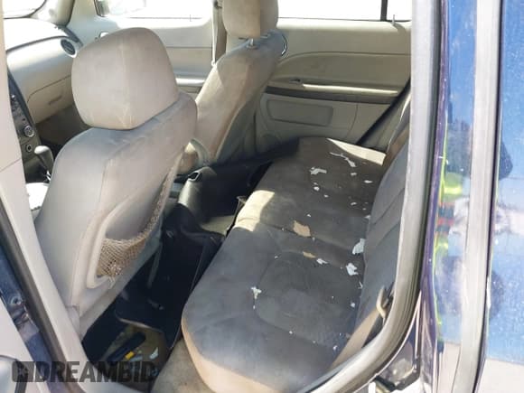 ✅ 2010 Chevrolet HHR 1LT • VIN: 3GNBABDB1AS556736 • Lot: 41855317. Listed on IAAI with 207,774 mi. Free auction sales archive from the USA and detailed vehicle history report at DreamBid. Image 8.