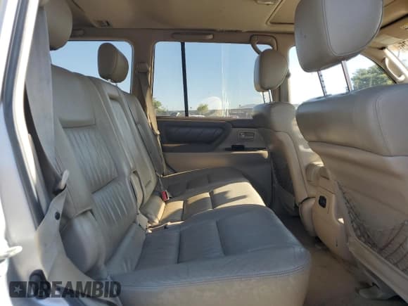 ✅ 2000 Toyota Land Cruiser • VIN: JT3HT05J1Y0120286 • Lot: 86704175. Wystawiony na Copart z przebiegiem 316 450 mil. Bezpłatny archiwum sprzedaży aukcyjnych z USA i szczegółowy raport historii pojazdu na DreamBid. Zdjęcie 11.