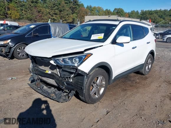 ✅ 2017 Hyundai Santa Fe 2.4L • VIN: 5NMZUDLB2HH023906 • Лот: 43449632. Опубликован ранее на IAAI с пробегом 72 485 миль. Бесплатный доступ к архиву аукционных продаж из США и подробный отчёт об истории автомобиля на DreamBid. Изображение 17.