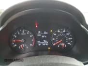 ✅ 2020 Kia Rio S • VIN: 3KPA25AD0LE306463 • Lot: 90092355. Wystawiony na Copart z przebiegiem 140 513 mil. Bezpłatny archiwum sprzedaży aukcyjnych z USA i szczegółowy raport historii pojazdu na DreamBid. Zdjęcie 9.