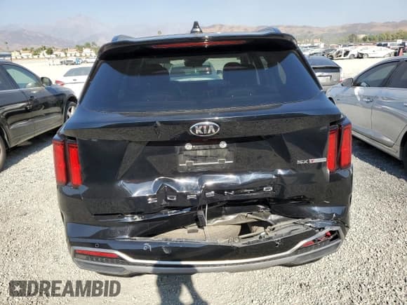 ✅ 2021 Kia Sorento SX Prestige • VIN: 5XYRK4LFXMG015131 • Lot: 69208415. Listed on Copart with 51,187 mi. Free auction sales archive from the USA and detailed vehicle history report at DreamBid. Image 6.